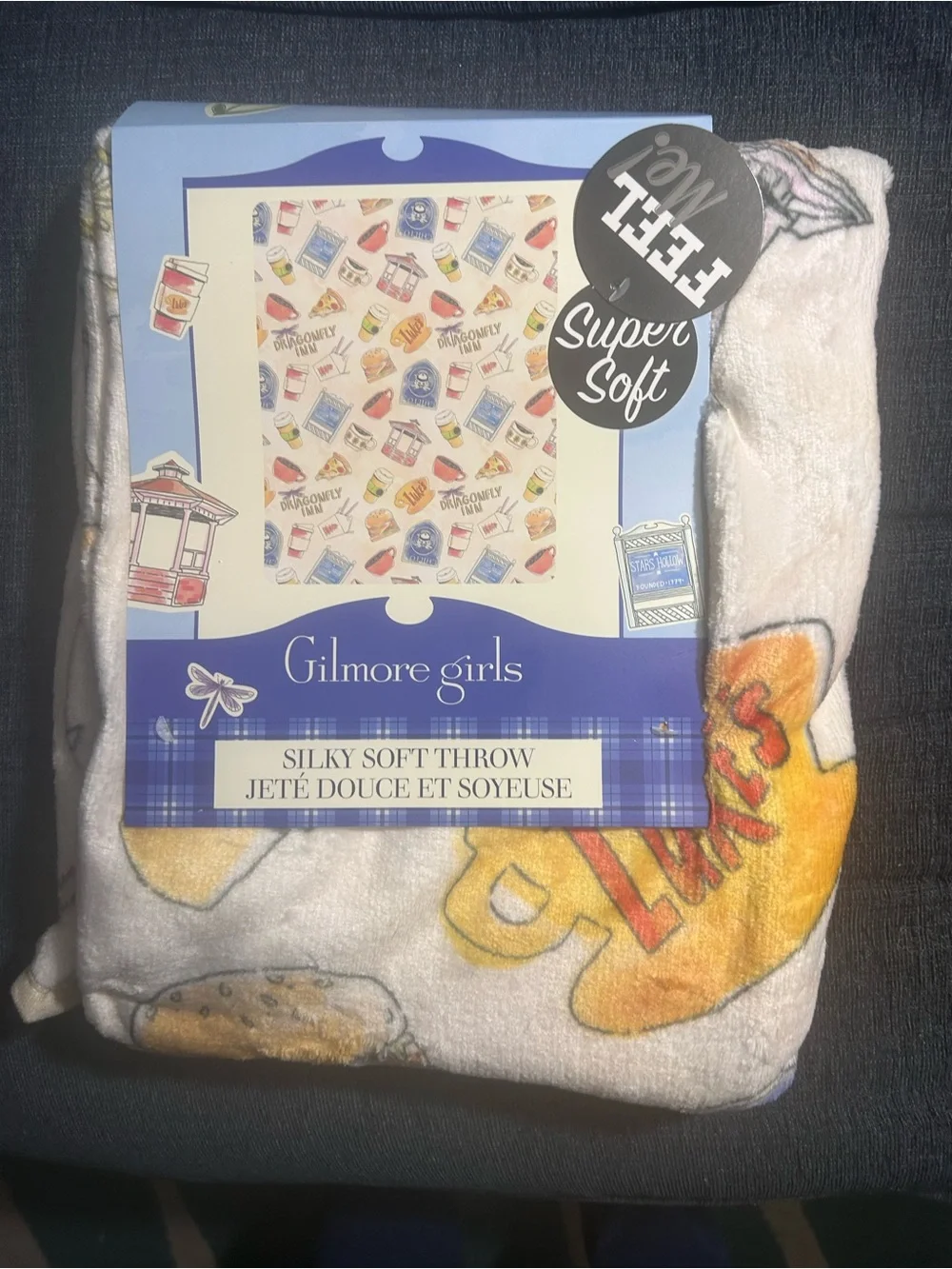 Gilmore Girls 46in x 60in Throw Blanket - White & Yellow Silky Soft